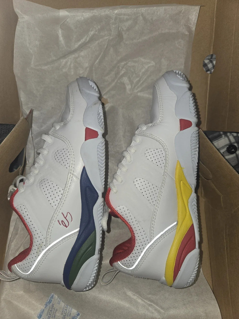 éS Silo shoes White Red Blue Yellow